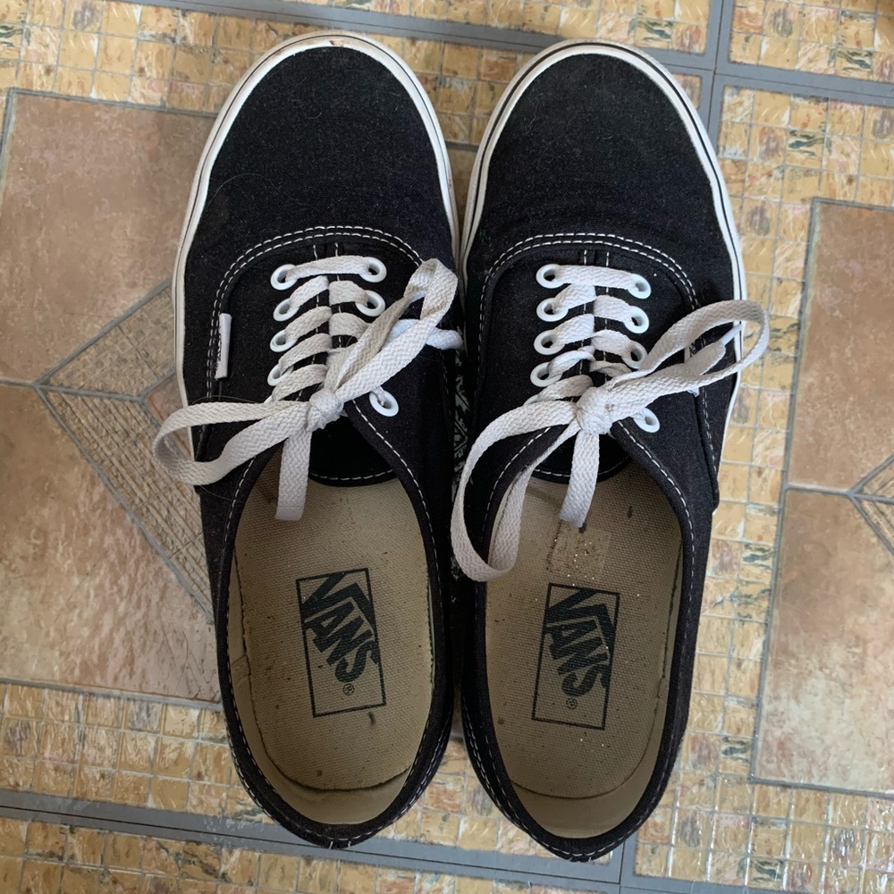 Black Classic Vans (women size 9)